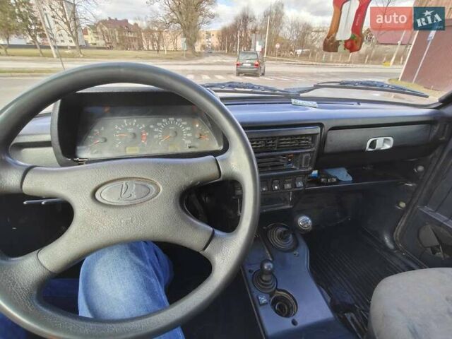Синій ВАЗ 21214, об'ємом двигуна 1.7 л та пробігом 202 тис. км за 3800 $, фото 3 на Automoto.ua