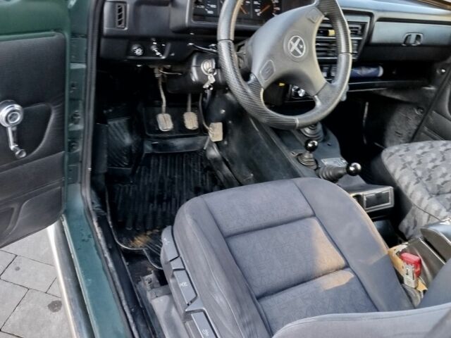 Зелений ВАЗ 21214, об'ємом двигуна 1.7 л та пробігом 150 тис. км за 4850 $, фото 16 на Automoto.ua