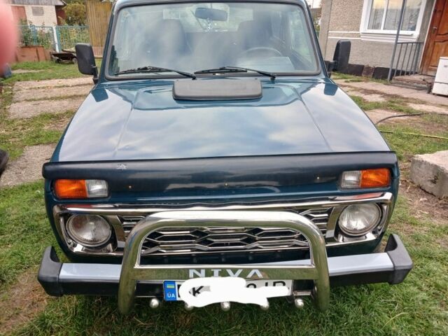 Зеленый ВАЗ 21214, объемом двигателя 1.7 л и пробегом 107 тыс. км за 3600 $, фото 2 на Automoto.ua