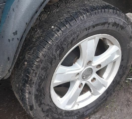 Зеленый ВАЗ 21214, объемом двигателя 1.7 л и пробегом 148 тыс. км за 2800 $, фото 4 на Automoto.ua