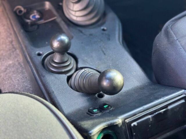 Зеленый ВАЗ 21214, объемом двигателя 1.7 л и пробегом 431 тыс. км за 4299 $, фото 12 на Automoto.ua