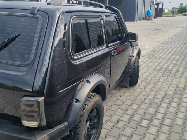 Зеленый ВАЗ 21214, объемом двигателя 1.7 л и пробегом 155 тыс. км за 8200 $, фото 5 на Automoto.ua