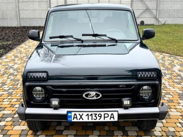 Зелений ВАЗ 21214, об'ємом двигуна 1.7 л та пробігом 75 тис. км за 6700 $, фото 1 на Automoto.ua