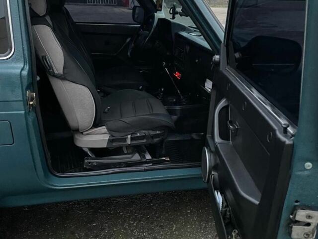 Зелений ВАЗ 21214, об'ємом двигуна 1.7 л та пробігом 130 тис. км за 5200 $, фото 9 на Automoto.ua