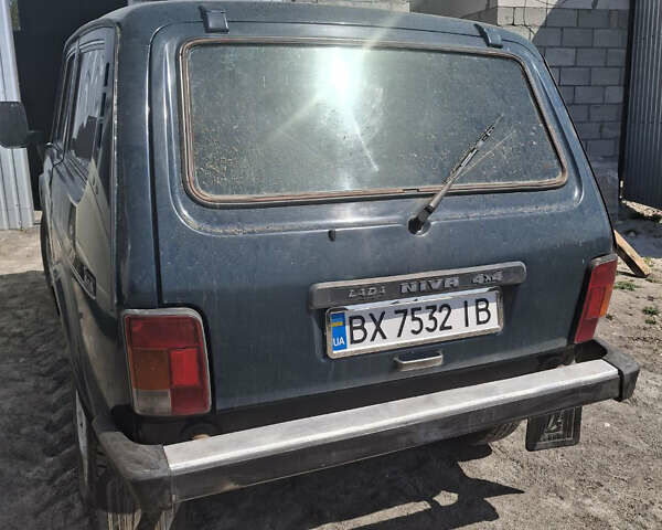 Зеленый ВАЗ 21214, объемом двигателя 1.7 л и пробегом 160 тыс. км за 2500 $, фото 2 на Automoto.ua