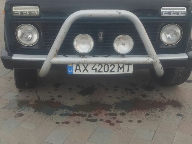 Зеленый ВАЗ 21214, объемом двигателя 1.7 л и пробегом 32 тыс. км за 3000 $, фото 7 на Automoto.ua