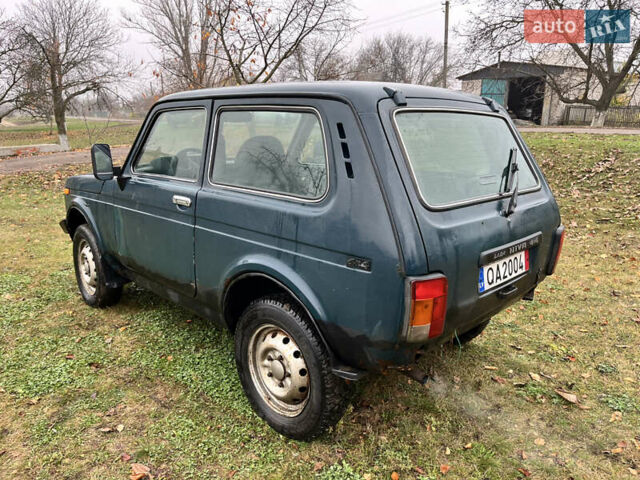 Зеленый ВАЗ 21214, объемом двигателя 0 л и пробегом 200 тыс. км за 1350 $, фото 6 на Automoto.ua