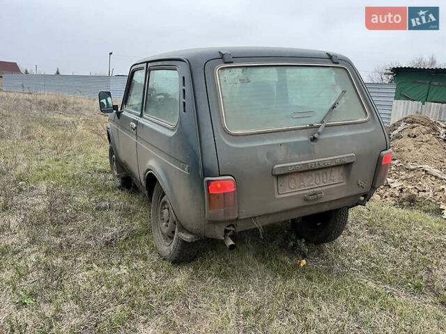 Зеленый ВАЗ 21214, объемом двигателя 0 л и пробегом 200 тыс. км за 1350 $, фото 8 на Automoto.ua