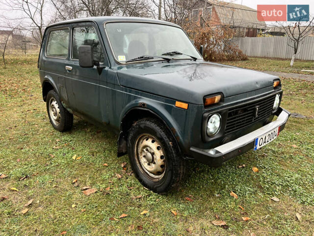 Зеленый ВАЗ 21214, объемом двигателя 0 л и пробегом 200 тыс. км за 1350 $, фото 2 на Automoto.ua