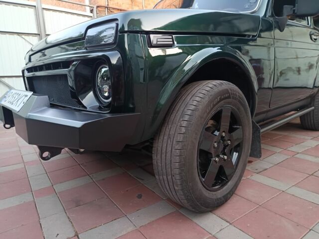 Зелений ВАЗ 21214, об'ємом двигуна 1.7 л та пробігом 1 тис. км за 3800 $, фото 1 на Automoto.ua