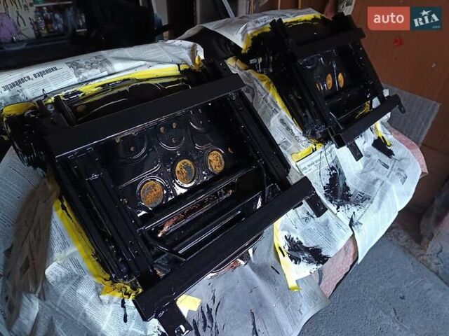 Зелений ВАЗ 21214, об'ємом двигуна 1.7 л та пробігом 111 тис. км за 3800 $, фото 27 на Automoto.ua