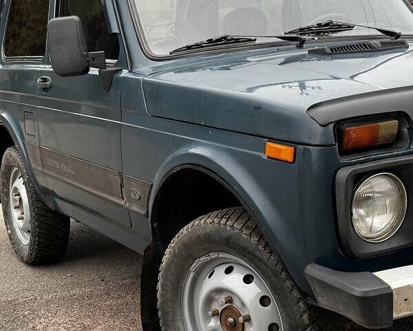 Зеленый ВАЗ 21214, объемом двигателя 1.7 л и пробегом 130 тыс. км за 2800 $, фото 4 на Automoto.ua