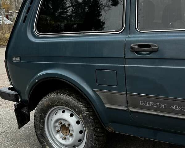 Зеленый ВАЗ 21214, объемом двигателя 1.7 л и пробегом 130 тыс. км за 2800 $, фото 1 на Automoto.ua