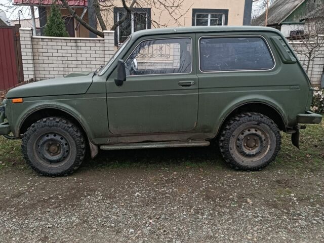 Зелений ВАЗ 21214, об'ємом двигуна 1.7 л та пробігом 220 тис. км за 2300 $, фото 1 на Automoto.ua