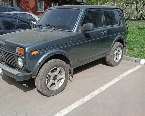 Зеленый ВАЗ 21214, объемом двигателя 1.7 л и пробегом 100 тыс. км за 4500 $, фото 6 на Automoto.ua