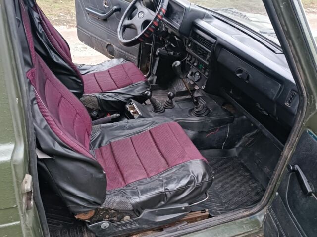 Зелений ВАЗ 21214, об'ємом двигуна 1.7 л та пробігом 220 тис. км за 2300 $, фото 6 на Automoto.ua