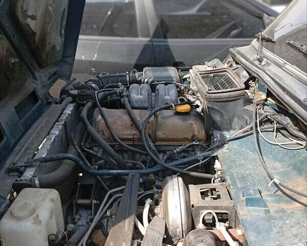 Зеленый ВАЗ 21214, объемом двигателя 1.7 л и пробегом 100 тыс. км за 4500 $, фото 5 на Automoto.ua