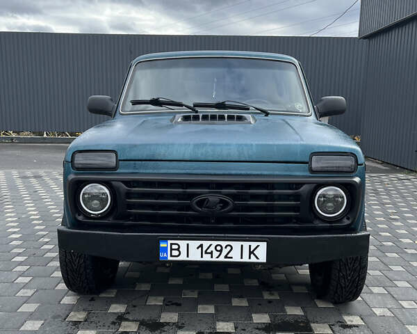 Зеленый ВАЗ 21214, объемом двигателя 1.69 л и пробегом 150 тыс. км за 4199 $, фото 2 на Automoto.ua