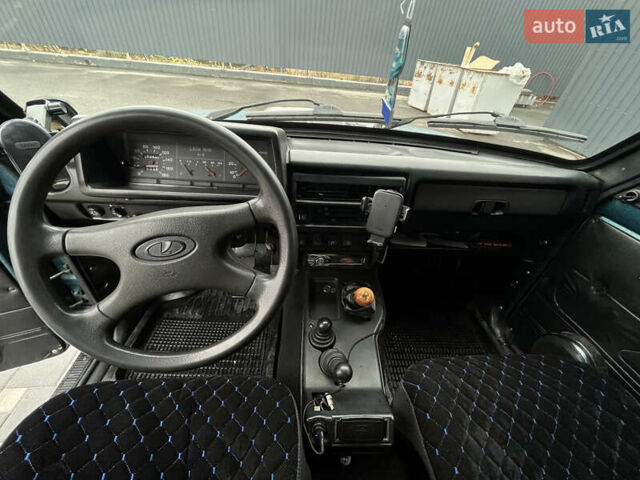 Зеленый ВАЗ 21214, объемом двигателя 1.69 л и пробегом 150 тыс. км за 4199 $, фото 16 на Automoto.ua