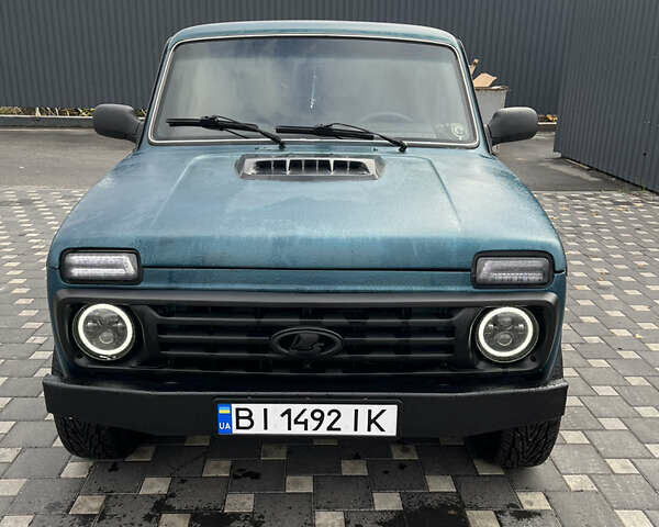 Зеленый ВАЗ 21214, объемом двигателя 1.69 л и пробегом 150 тыс. км за 4199 $, фото 7 на Automoto.ua