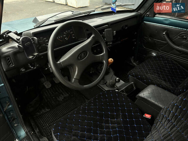 Зеленый ВАЗ 21214, объемом двигателя 1.69 л и пробегом 150 тыс. км за 4199 $, фото 15 на Automoto.ua