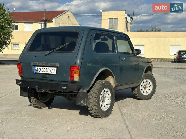 Зелений ВАЗ 21214, об'ємом двигуна 1.7 л та пробігом 181 тис. км за 3399 $, фото 4 на Automoto.ua
