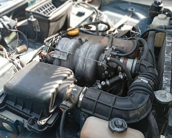 Зеленый ВАЗ 21214, объемом двигателя 1.7 л и пробегом 100 тыс. км за 4500 $, фото 4 на Automoto.ua