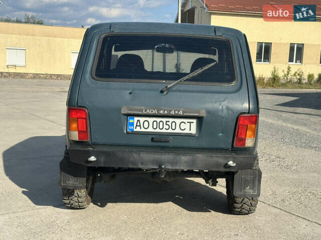 Зелений ВАЗ 21214, об'ємом двигуна 1.7 л та пробігом 181 тис. км за 3399 $, фото 5 на Automoto.ua