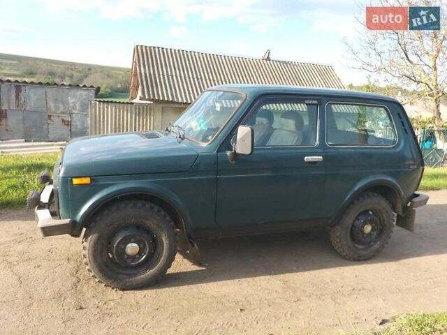 Зеленый ВАЗ 21214, объемом двигателя 1.7 л и пробегом 145 тыс. км за 3200 $, фото 3 на Automoto.ua