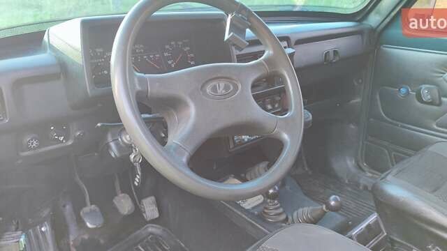 ВАЗ 21214 2007 в Харькове на Automoto.ua Зеленый ВАЗ 21214, объемом двигателя 0 л и пробегом 206 тыс. км за 2500 $, фото 5 на Automoto.ua