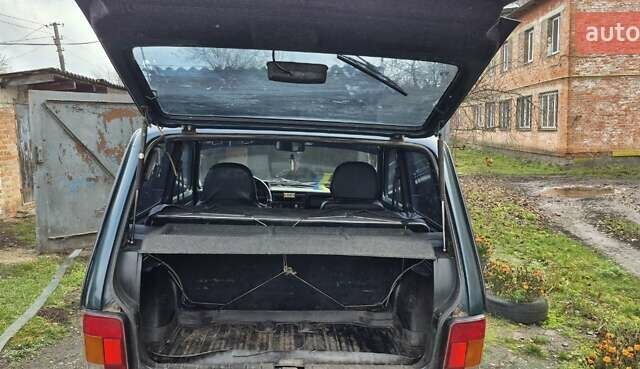 Зелений ВАЗ 21214, об'ємом двигуна 1.7 л та пробігом 224 тис. км за 4000 $, фото 5 на Automoto.ua
