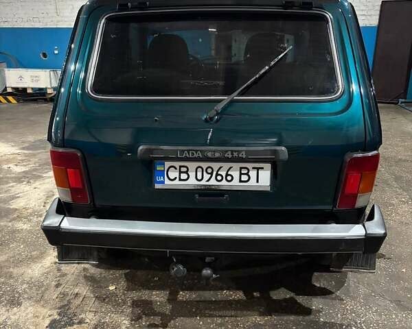 Зеленый ВАЗ 21214, объемом двигателя 1.7 л и пробегом 270 тыс. км за 4300 $, фото 3 на Automoto.ua