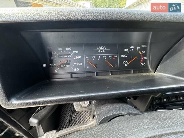 Зелений ВАЗ 21214, об'ємом двигуна 1.7 л та пробігом 142 тис. км за 4000 $, фото 7 на Automoto.ua