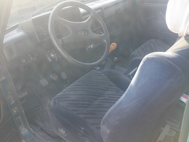 Зеленый ВАЗ 21214, объемом двигателя 1.7 л и пробегом 2 тыс. км за 3300 $, фото 1 на Automoto.ua