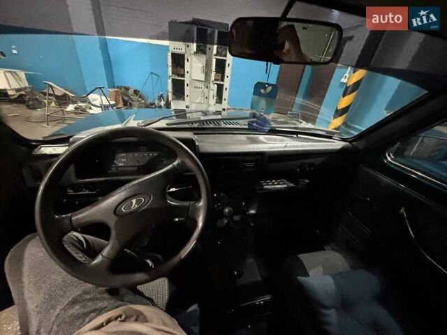 Зеленый ВАЗ 21214, объемом двигателя 1.7 л и пробегом 270 тыс. км за 4300 $, фото 6 на Automoto.ua
