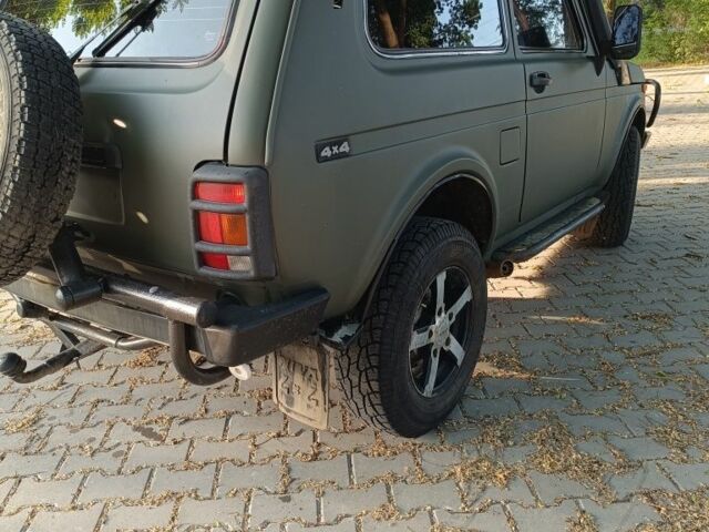 Зеленый ВАЗ 21214, объемом двигателя 1.7 л и пробегом 230 тыс. км за 3300 $, фото 1 на Automoto.ua