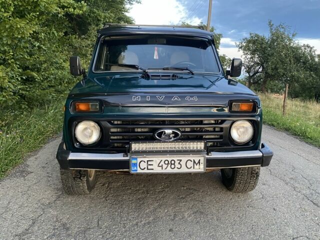 Зеленый ВАЗ 21214, объемом двигателя 1.7 л и пробегом 165 тыс. км за 3650 $, фото 2 на Automoto.ua