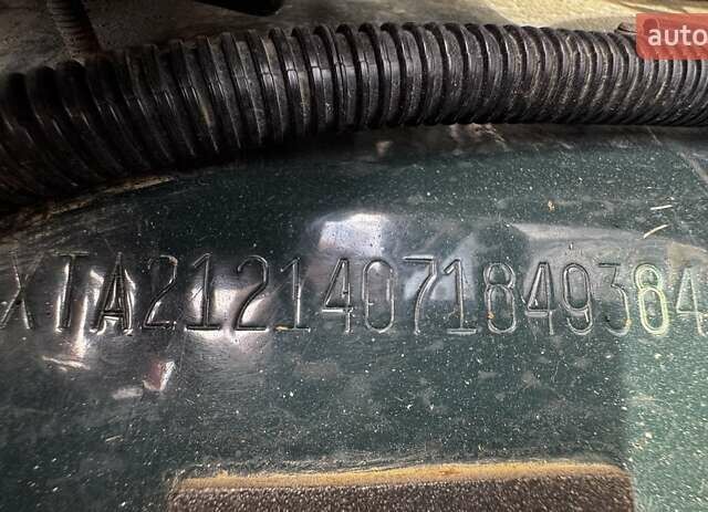 Зелений ВАЗ 21214, об'ємом двигуна 1.7 л та пробігом 142 тис. км за 4000 $, фото 13 на Automoto.ua