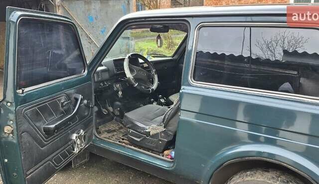 Зелений ВАЗ 21214, об'ємом двигуна 1.7 л та пробігом 224 тис. км за 4000 $, фото 4 на Automoto.ua
