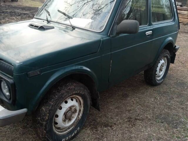 Зелений ВАЗ 21214, об'ємом двигуна 1.7 л та пробігом 180 тис. км за 3500 $, фото 3 на Automoto.ua