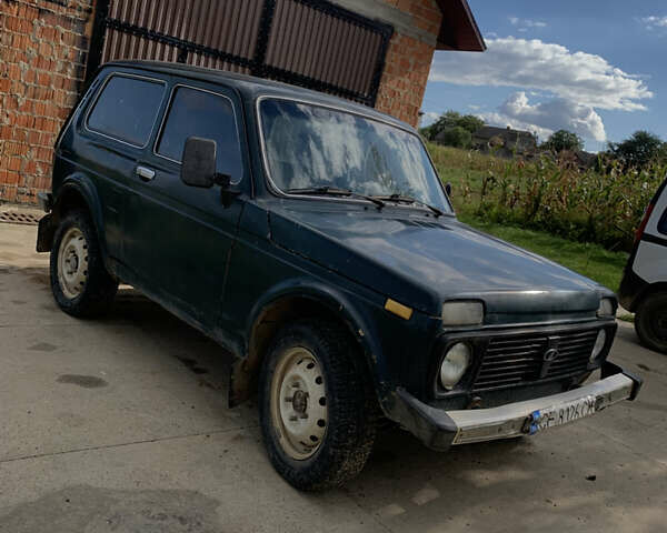 Зелений ВАЗ 21214, об'ємом двигуна 1.7 л та пробігом 300 тис. км за 1777 $, фото 1 на Automoto.ua