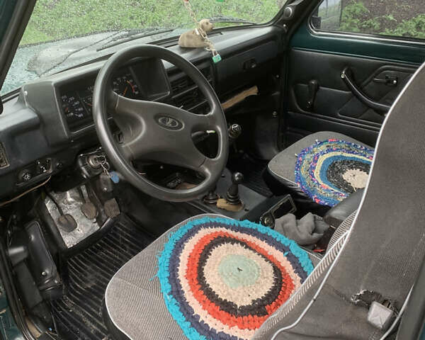 Зеленый ВАЗ 21214, объемом двигателя 1.7 л и пробегом 178 тыс. км за 3800 $, фото 9 на Automoto.ua