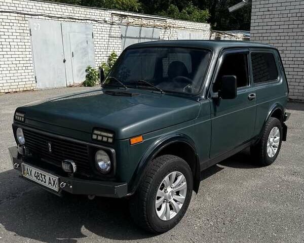 Зелений ВАЗ 21214, об'ємом двигуна 1.7 л та пробігом 142 тис. км за 4000 $, фото 1 на Automoto.ua