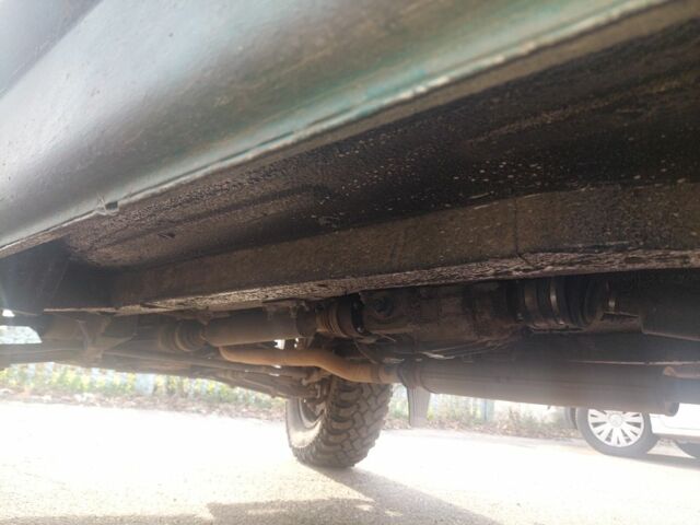 Зеленый ВАЗ 21214, объемом двигателя 1.7 л и пробегом 2 тыс. км за 3300 $, фото 3 на Automoto.ua