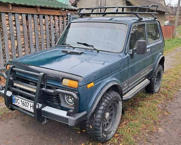 Зеленый ВАЗ 21214, объемом двигателя 1.7 л и пробегом 134 тыс. км за 4700 $, фото 2 на Automoto.ua