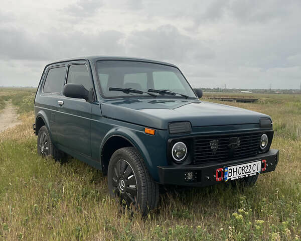 Зелений ВАЗ 21214, об'ємом двигуна 1.69 л та пробігом 134 тис. км за 4000 $, фото 8 на Automoto.ua