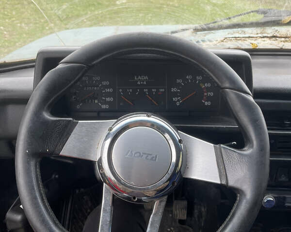 Зелений ВАЗ 21214, об'ємом двигуна 1.7 л та пробігом 235 тис. км за 2700 $, фото 7 на Automoto.ua