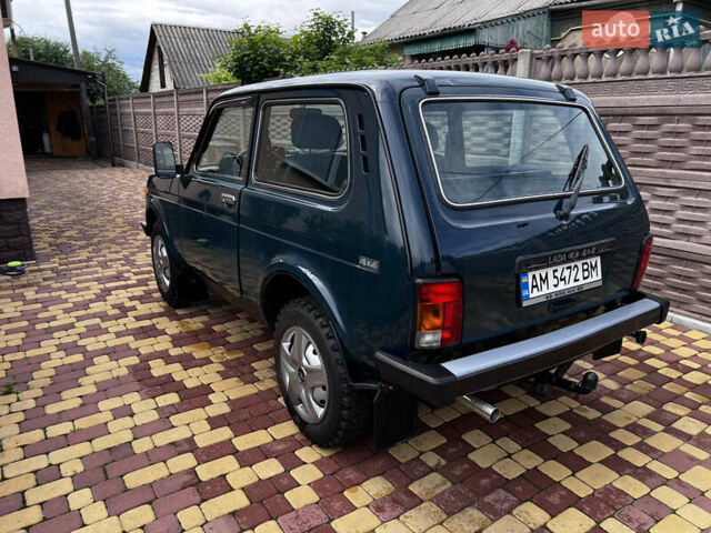Зелений ВАЗ 21214, об'ємом двигуна 1.7 л та пробігом 80 тис. км за 4200 $, фото 14 на Automoto.ua