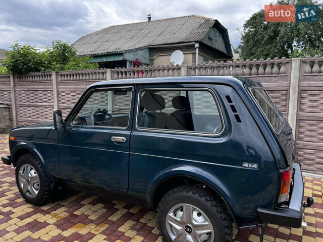 Зелений ВАЗ 21214, об'ємом двигуна 1.7 л та пробігом 80 тис. км за 4200 $, фото 9 на Automoto.ua