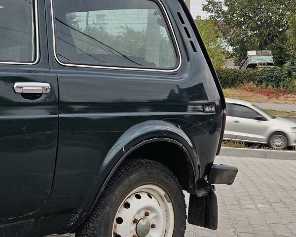 Зелений ВАЗ 21214, об'ємом двигуна 1.7 л та пробігом 135 тис. км за 3200 $, фото 2 на Automoto.ua
